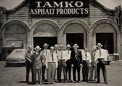 TAMKO Asphalt Products - Employees Group Shot