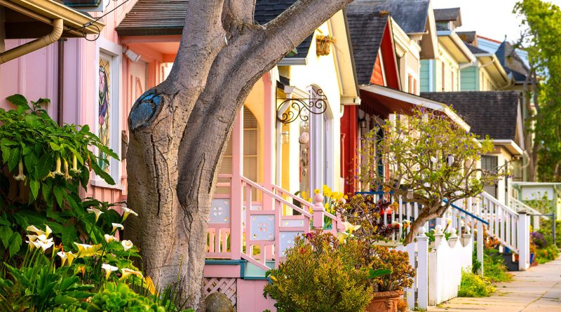 Billionaire developer threatens to walk as California zoning battle rages Billionaire real estate developer Patrice Pastor walking away from a stalled mixed-use project in Carmel-by-the-Sea due to zoning disputes with local residents and city council.