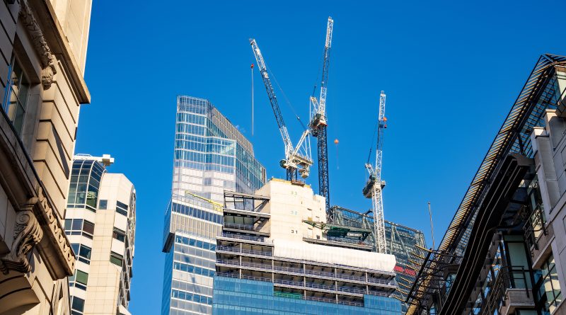 Construction in London amid rising material and fuel costs in 2026.