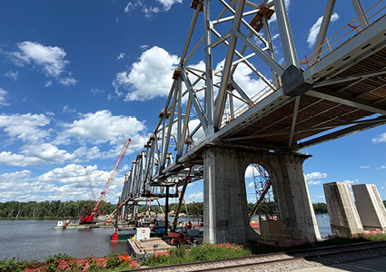 the construction of the new Black Hawk Bridge